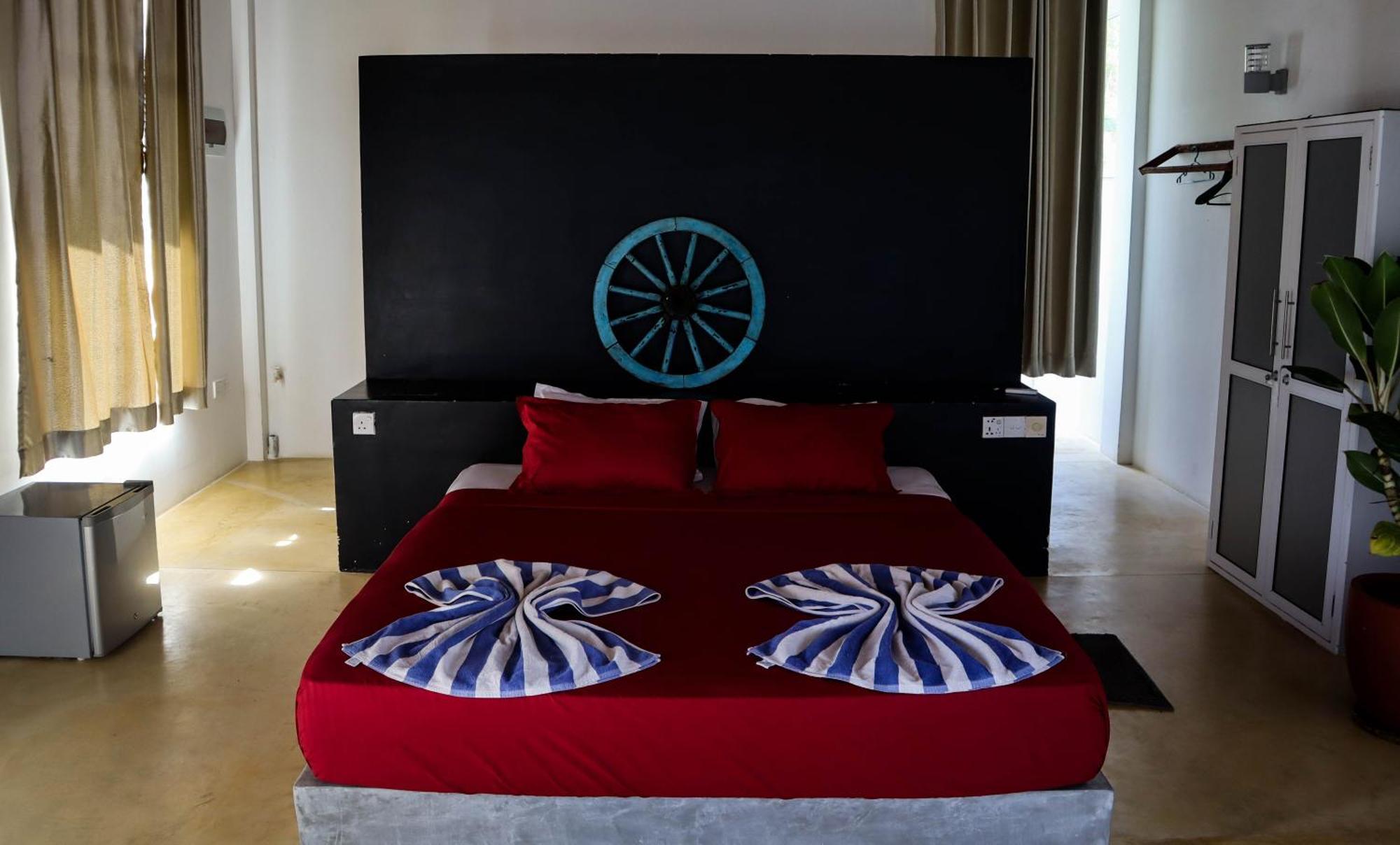 Singhe House Otel Dikwella Dış mekan fotoğraf